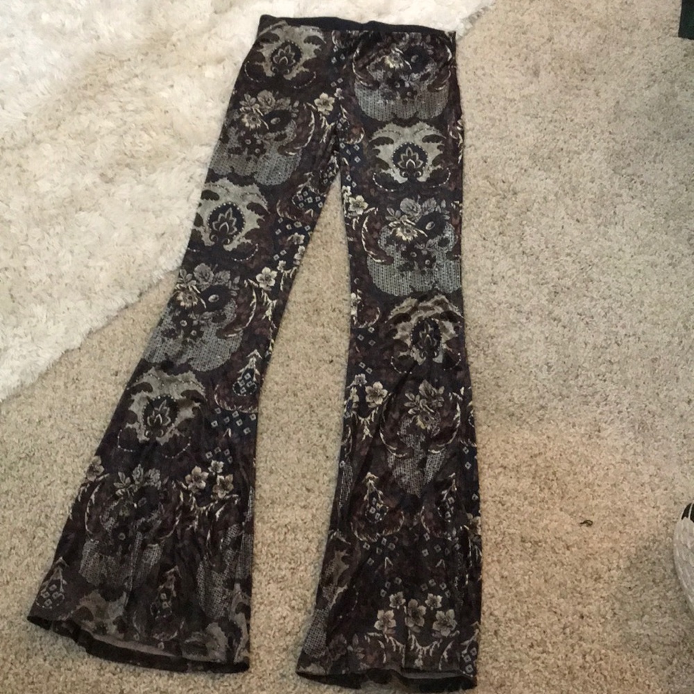 Free People velvet flare bottom pants size xs